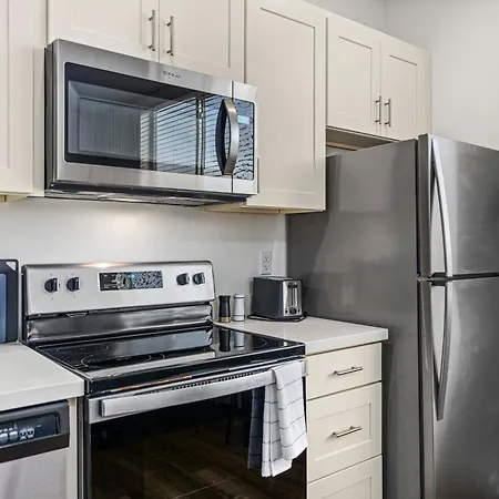 Urban Living: Stylish Apts In The Heart Of Tacoma Exterior photo