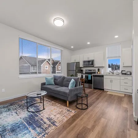 Urban Living: Stylish Apts In The Heart Of Tacoma Exterior photo