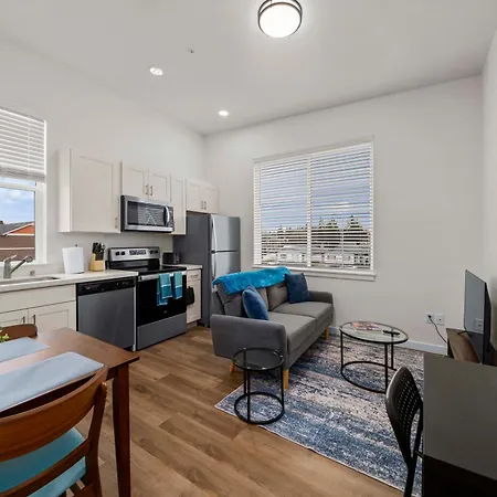 Urban Living: Stylish Apts In The Heart Of Tacoma Exterior photo
