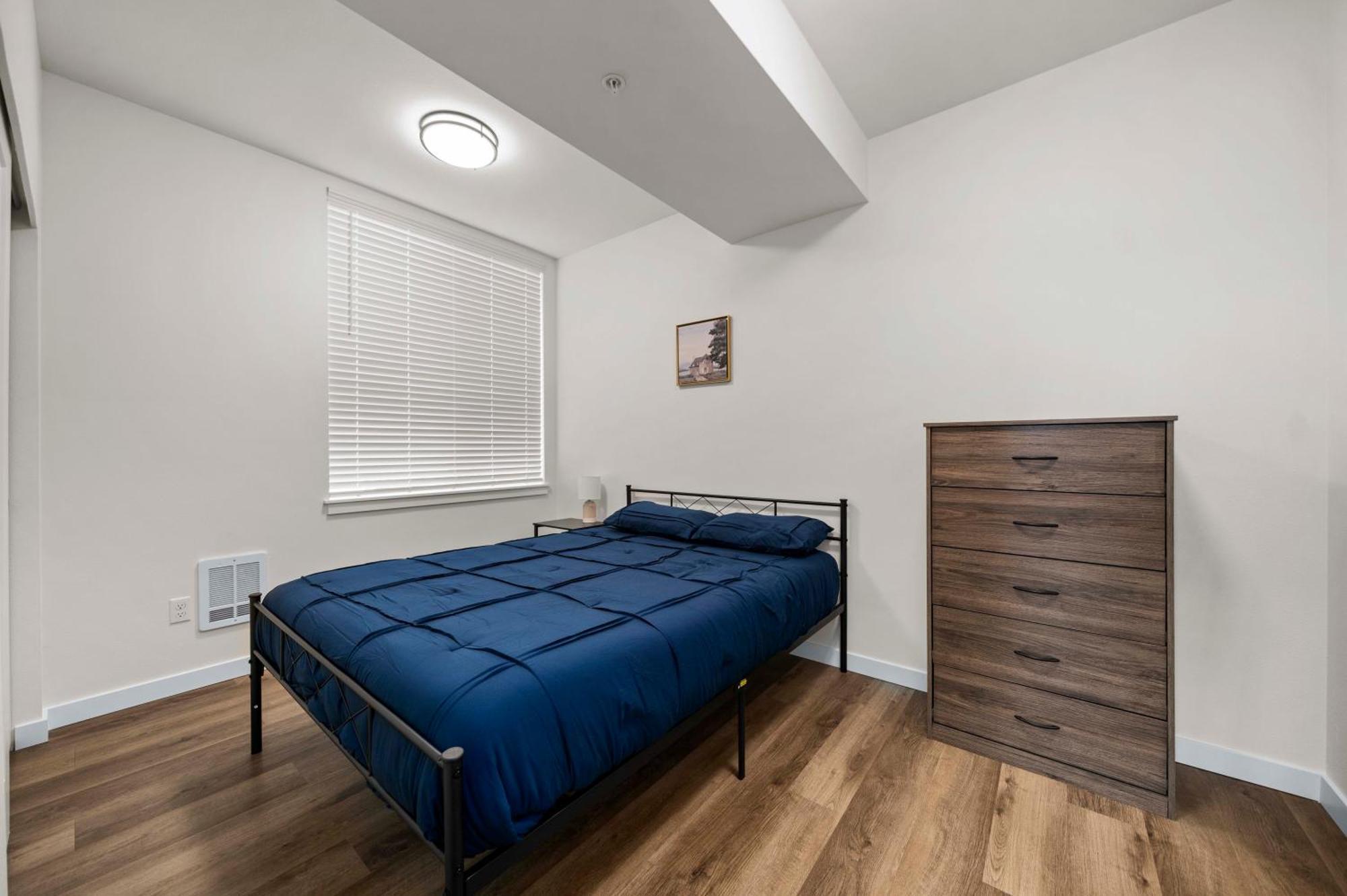 Apartment Urban Living: Stylish Apts In The Heart Of *