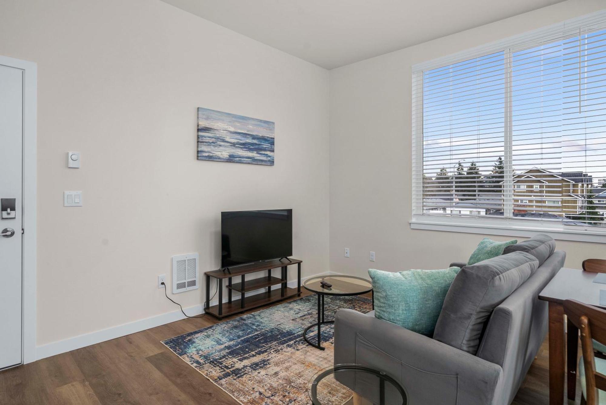 Apartment Urban Living: Stylish Apts In The Heart Of