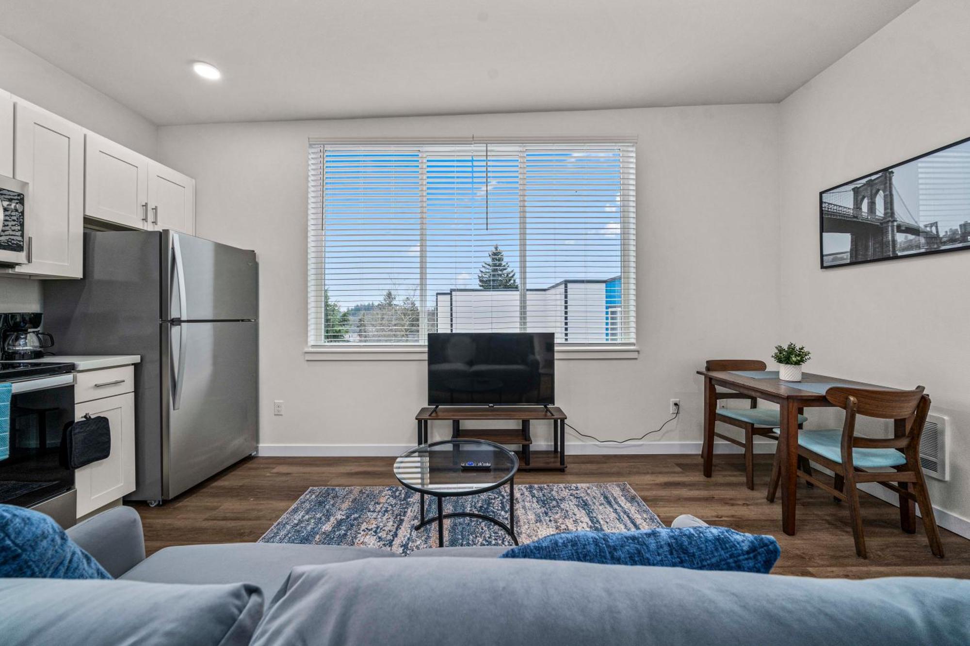 Urban Living: Stylish Apts In The Heart Of * Tacoma